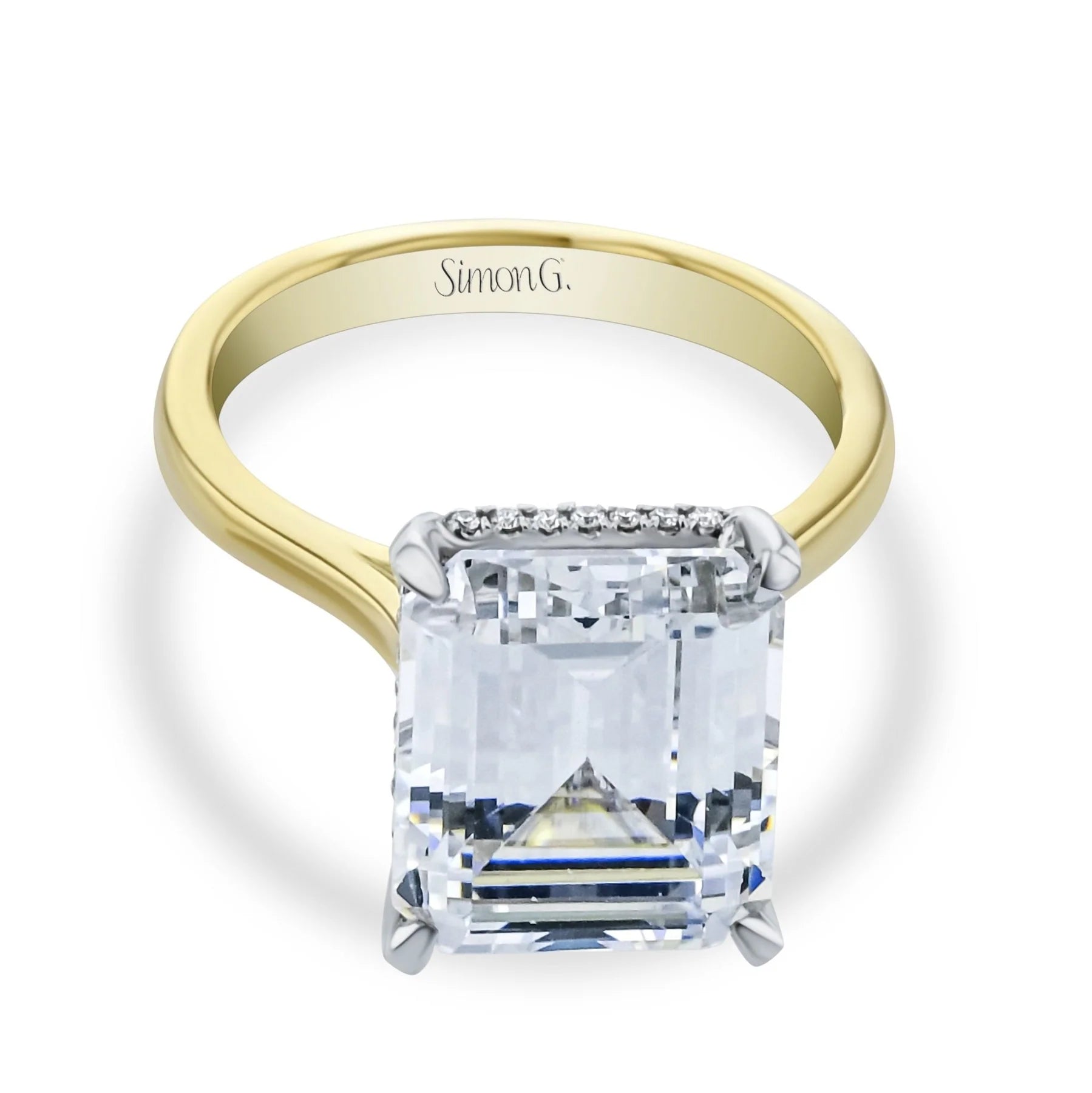 Emerald Solitaire 18K Yellow Gold Engagement Ring - LR125