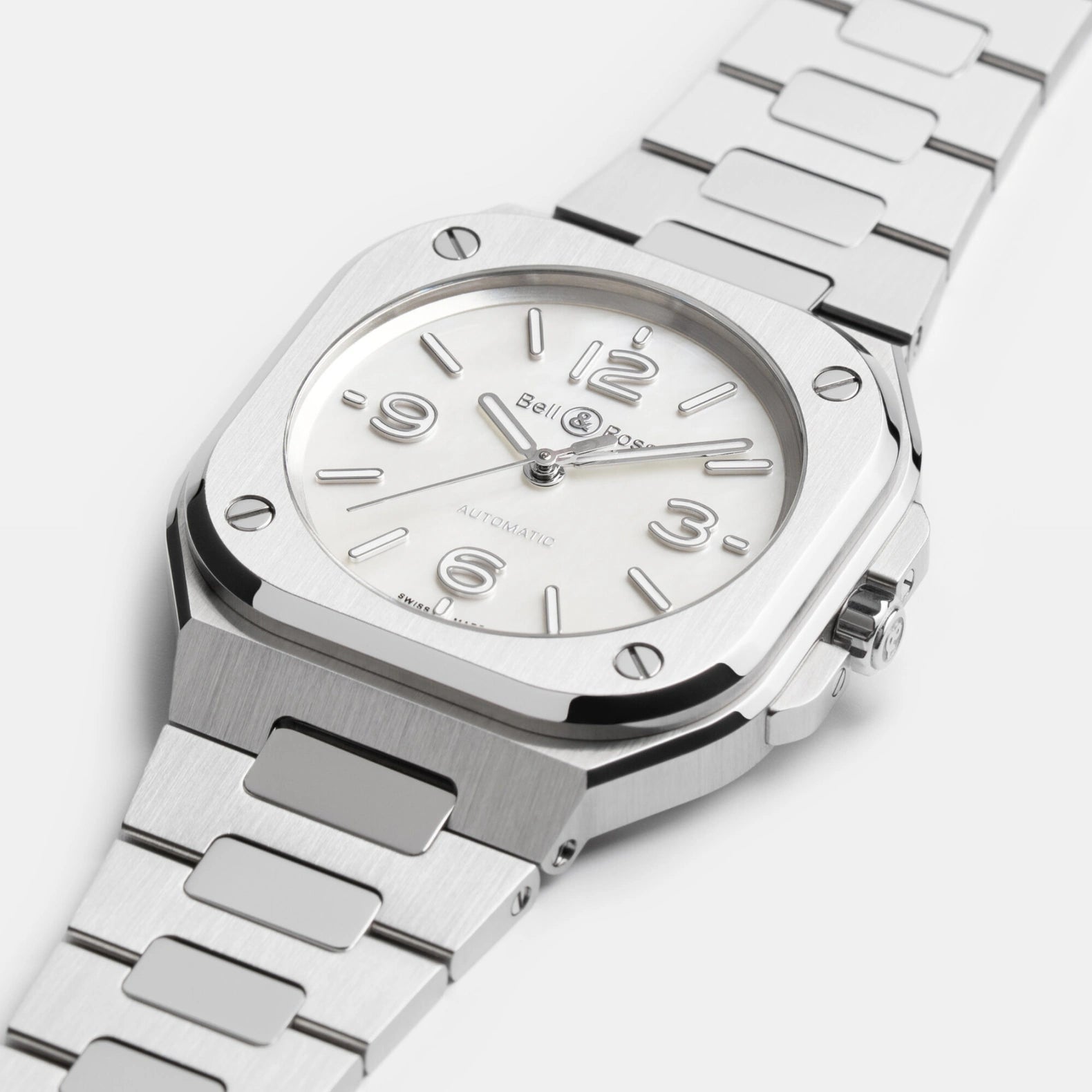 BR-05 36mm - Mother of Pearl Dial on Bracelet
