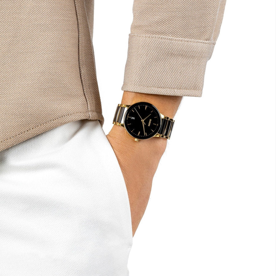 Centrix Quartz 39.5mm - Black Dial on Bracelet