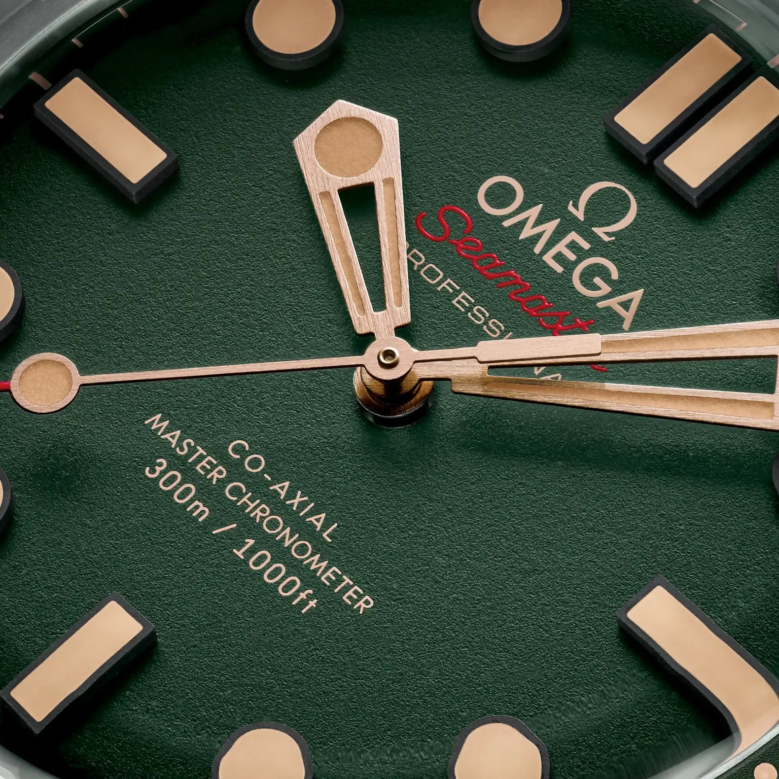 Seamaster Diver 300M 42mm Titanium and Bronze Gold - Green Dial on Bracelet