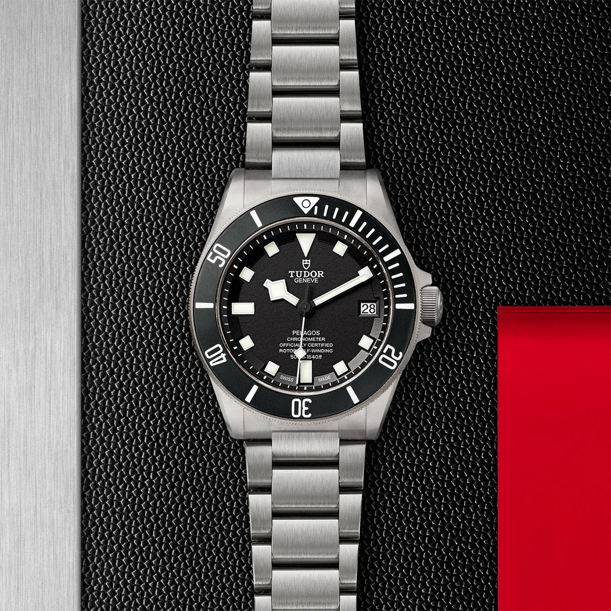 Pelagos 42mm - Black  Dial on 3-Link Bracelet