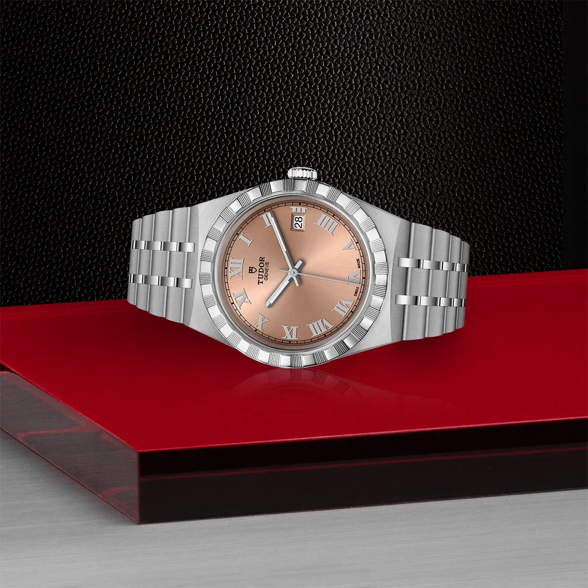 TUDOR Royal 38mm - Salmon Dial