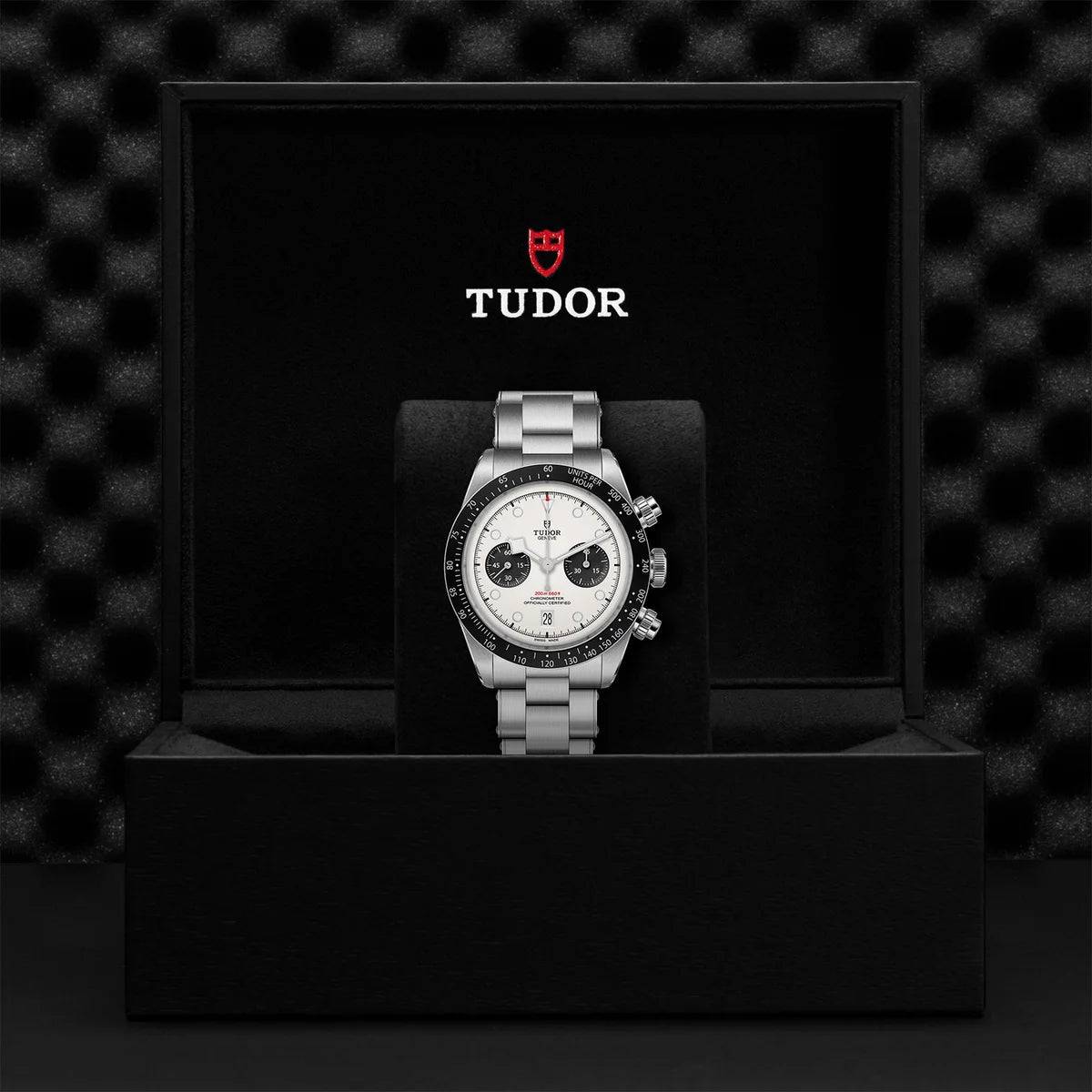 Black Bay Chrono 41mm - White Dial on 3-Link Bracelet