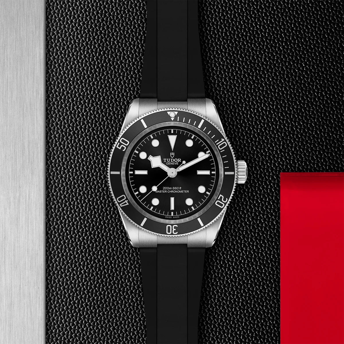 Black Bay 41mm - Black Dial on Rubber Strap