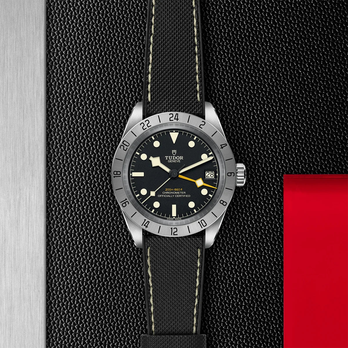 Black Bay Pro 39mm - Black Dial on Hybrid Strap