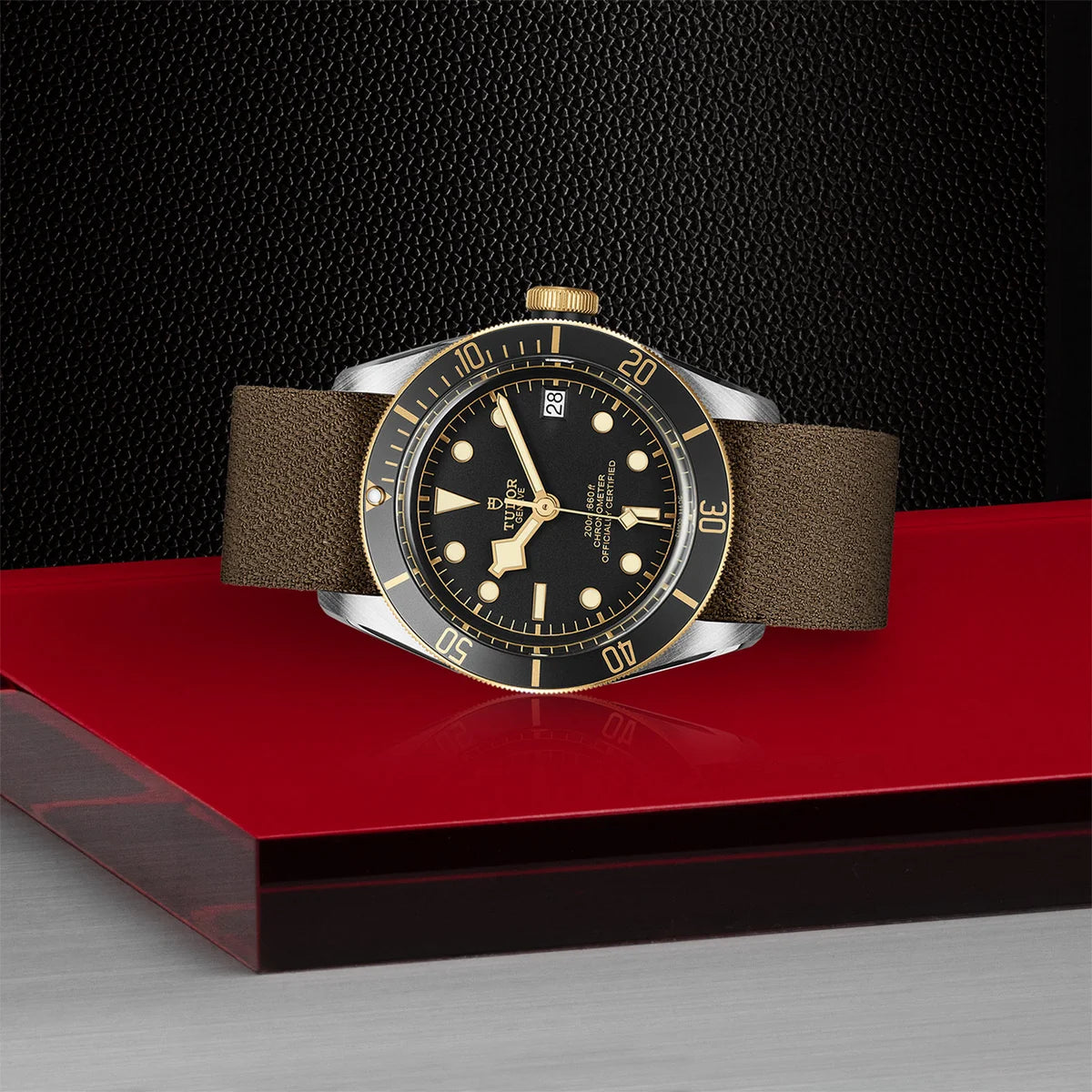 Black Bay S&G 41mm - Black Dial on Fabric Strap