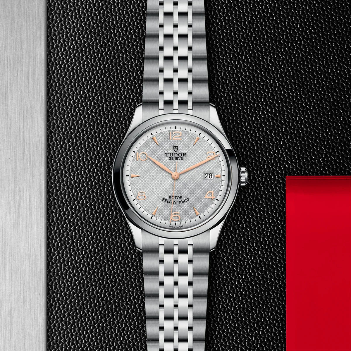 1926 39mm - Silver Dial on Bracelet