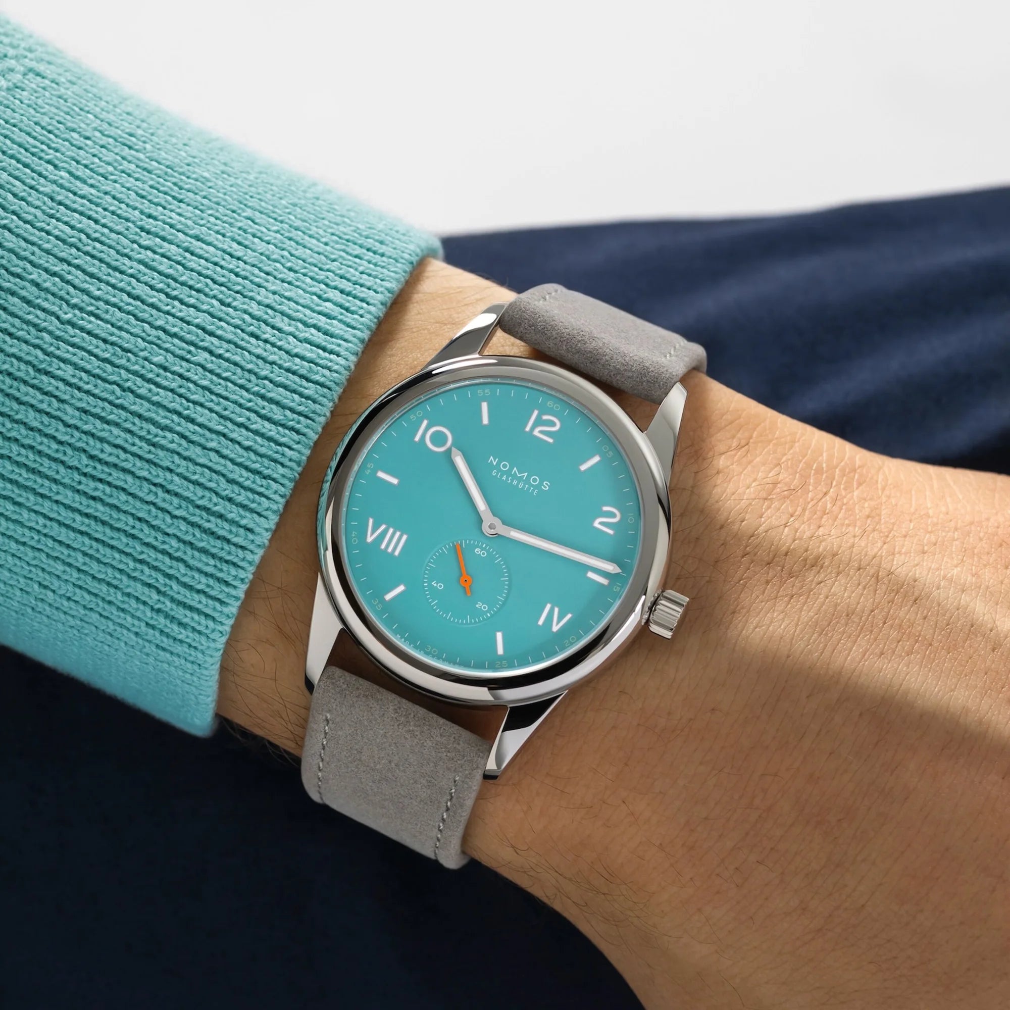 Club Campus 38mm - Endless Blue Dial on Strap