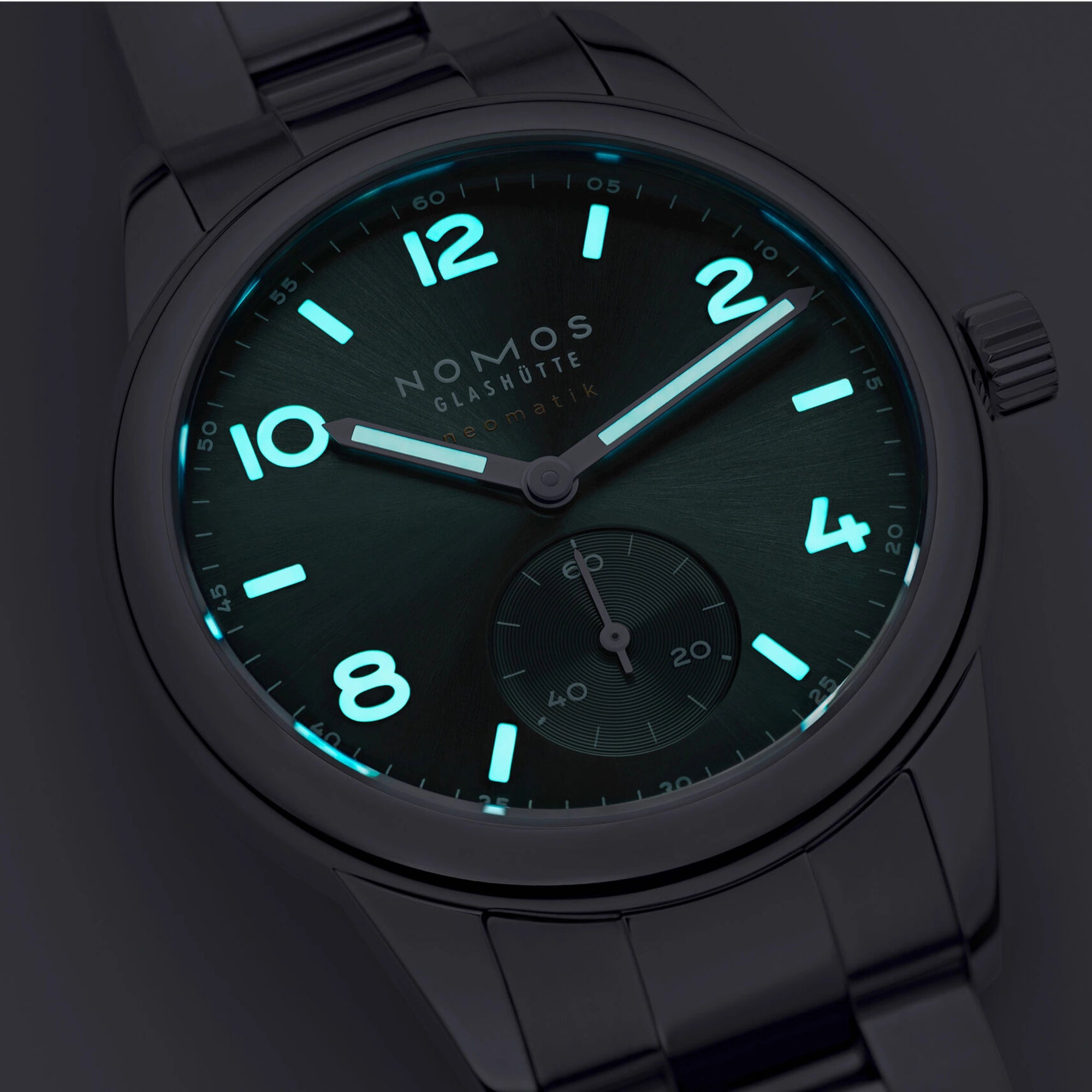 Club Sport Neomatik 37 mm - Petrol Green Dial on 3-Link Bracelet