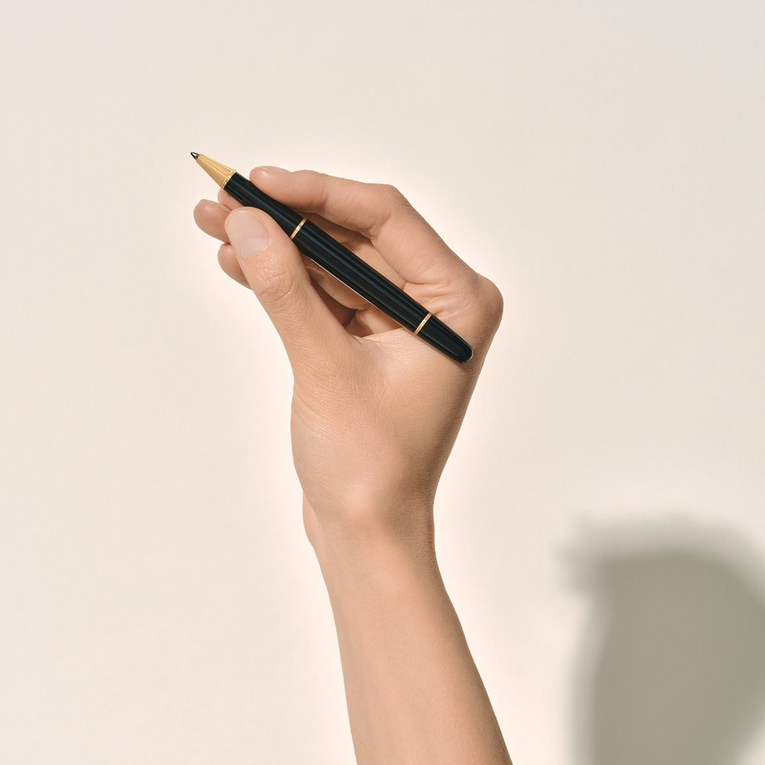 Meisterstück Gold-Coated Classique Rollerball - MB132457