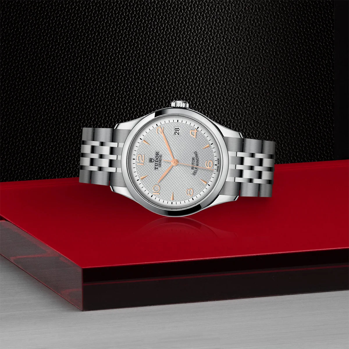 1926 36mm - Silver Dial on Bracelet