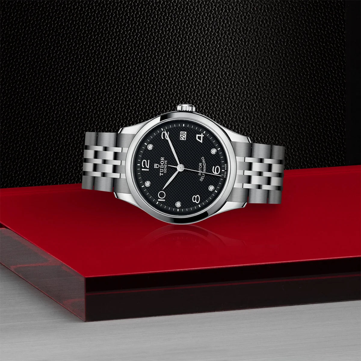 1926 36mm - Black Diamond Dial on Bracelet