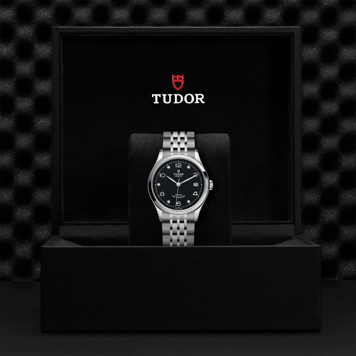 1926 36mm - Black Diamond Dial on Bracelet