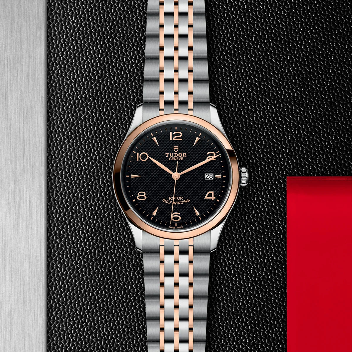 1926 Two-Tone 39mm - Black Dial on Bracelet