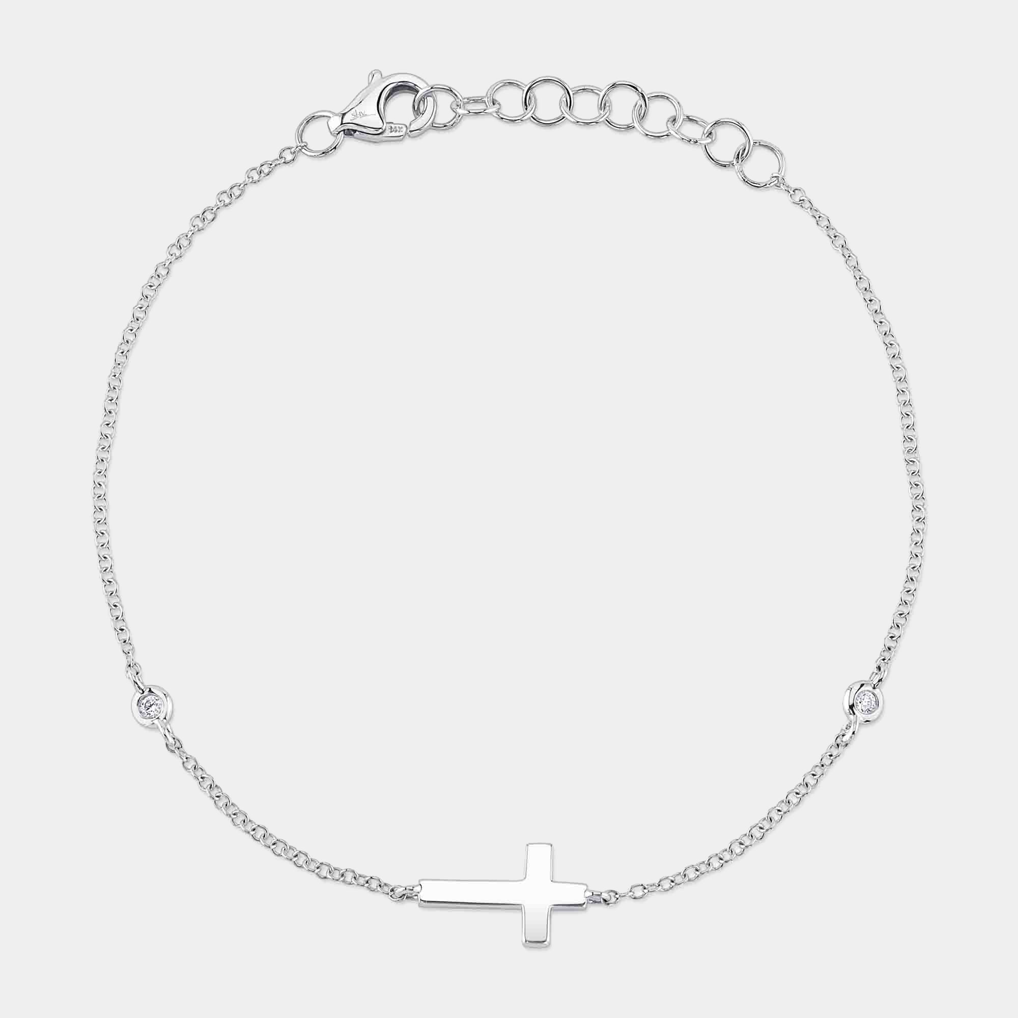 White gold diamond pendant bracelet, front view